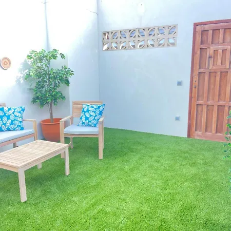 Casita Estrella Con Entrada Independiente Y Patio *